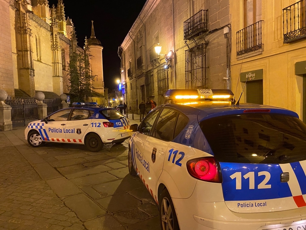 La calle Marqués del Arco durante el corte de tráfico por la Policía Local