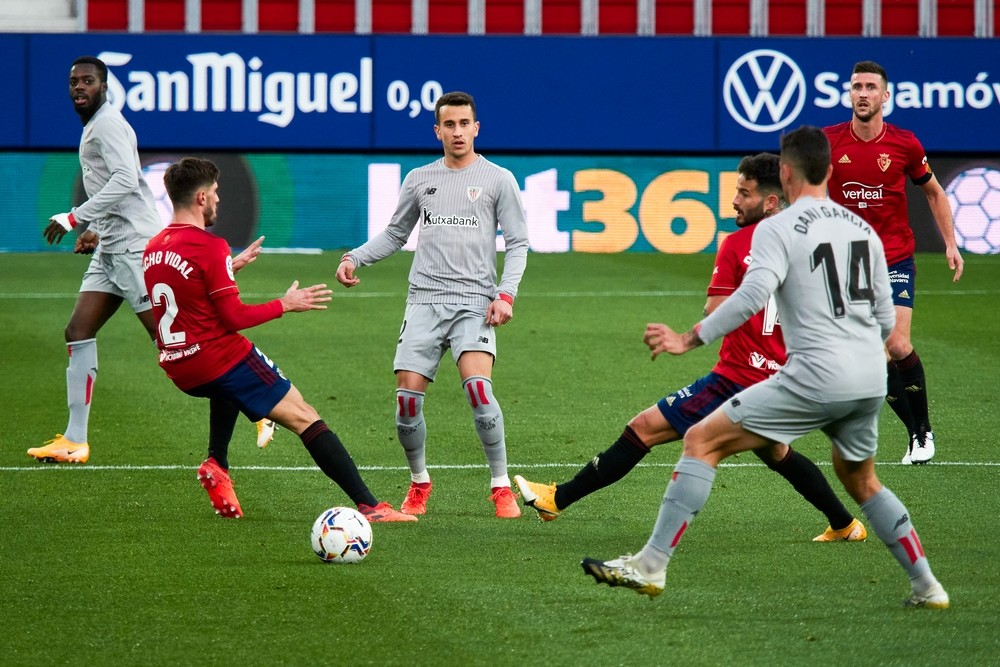 Osasuna celebra la victoria ante el Athletic