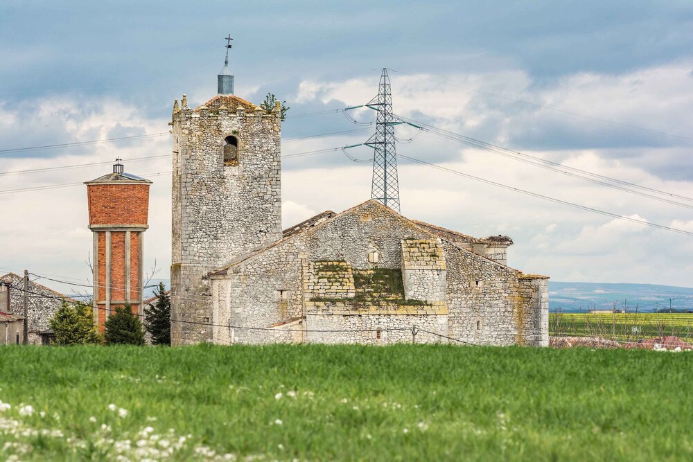 Iglesia de San Juan Bautista de Fuentes de Cuéllar.  / El Día de Segovia