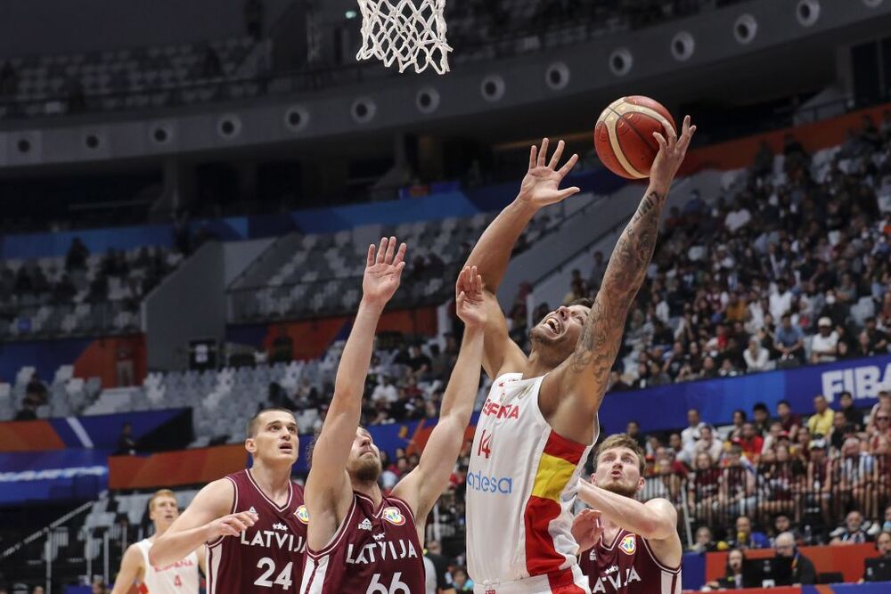 FIBA Basketball World Cup 2023 - Spain vs Latvia  / BAGUS INDAHONO