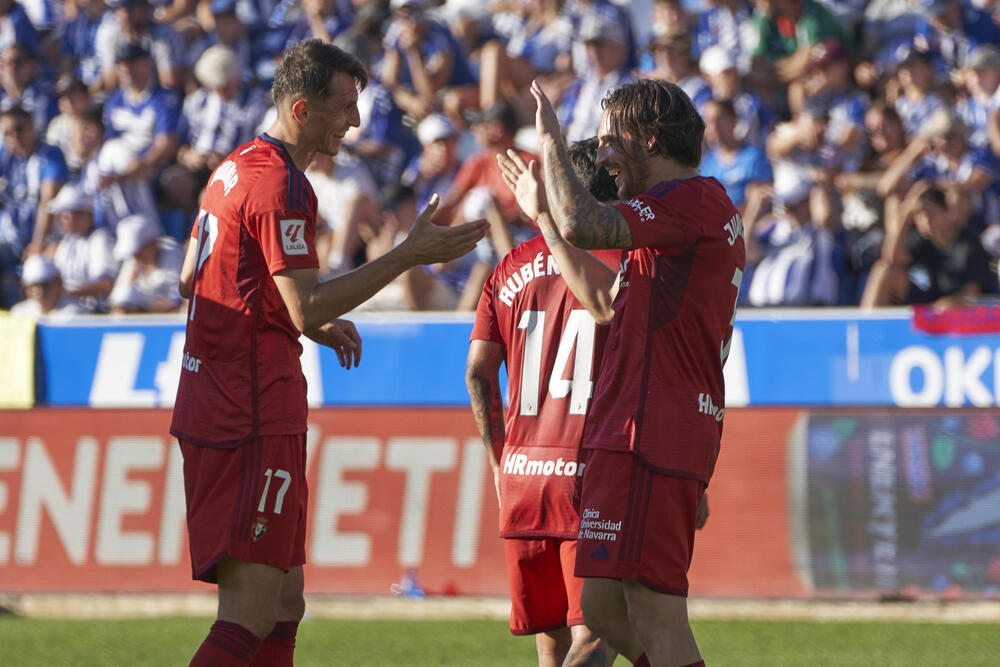 Herrera salva y Osasuna sentencia al Alavés