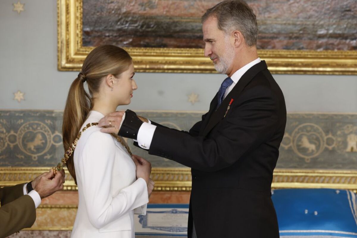 La princesa Leonor jura la Constitución en el Congreso  / JUANJO MARTÍN