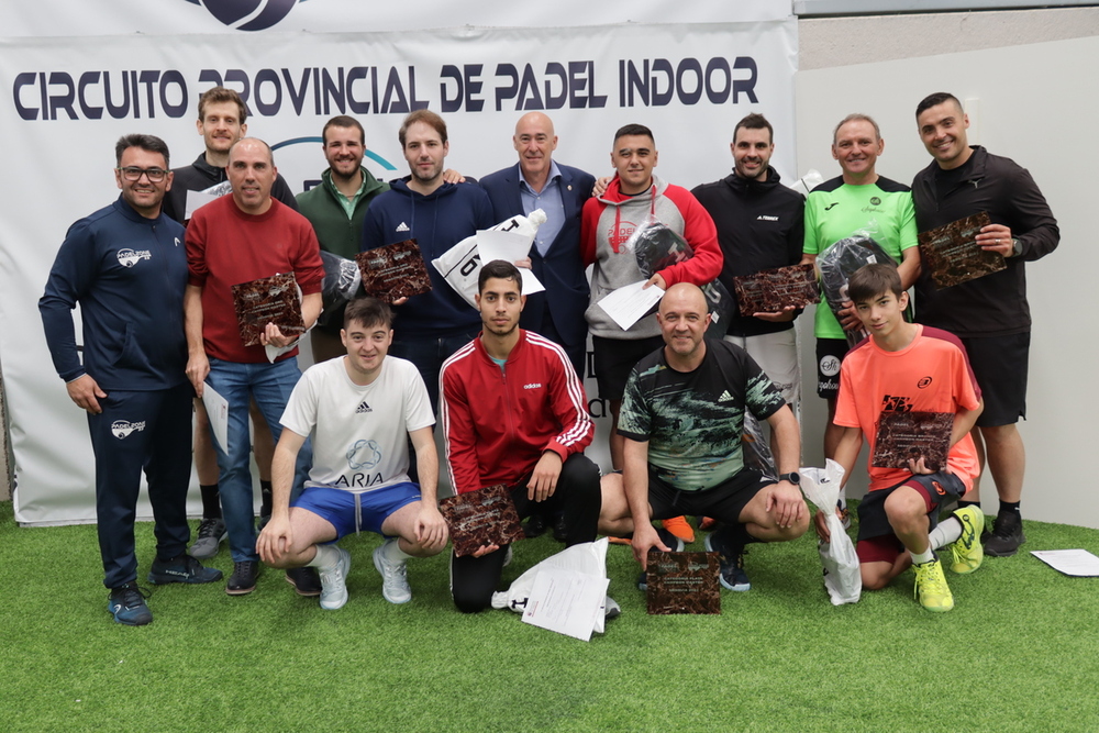 Cuatro jornadas y un máster final en el Torneo de Pádel