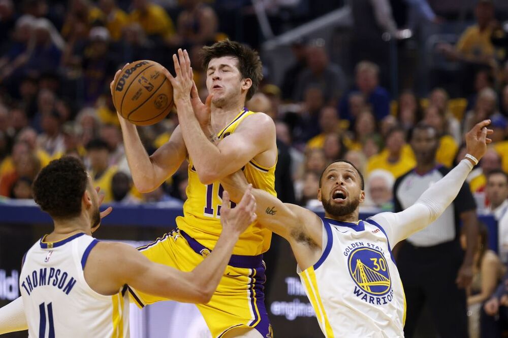 NBA Playoffs - Los Angeles Lakers at Golden State Warriors  / JOHN G. MABANGLO