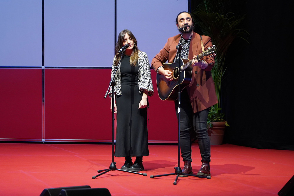 Nadia Álvarez y Jorge Marazu, durante una de las actuaciones de la gala.