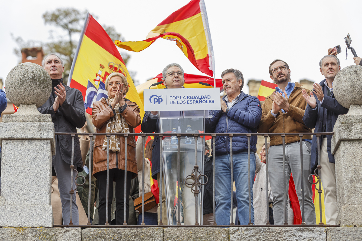 NACHO VALVERDE ICAL