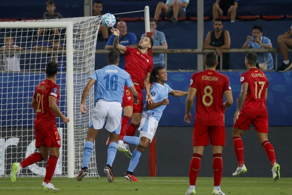 Sevilla FC vs Manchester City  / JUAN CARLOS CÁRDENAS