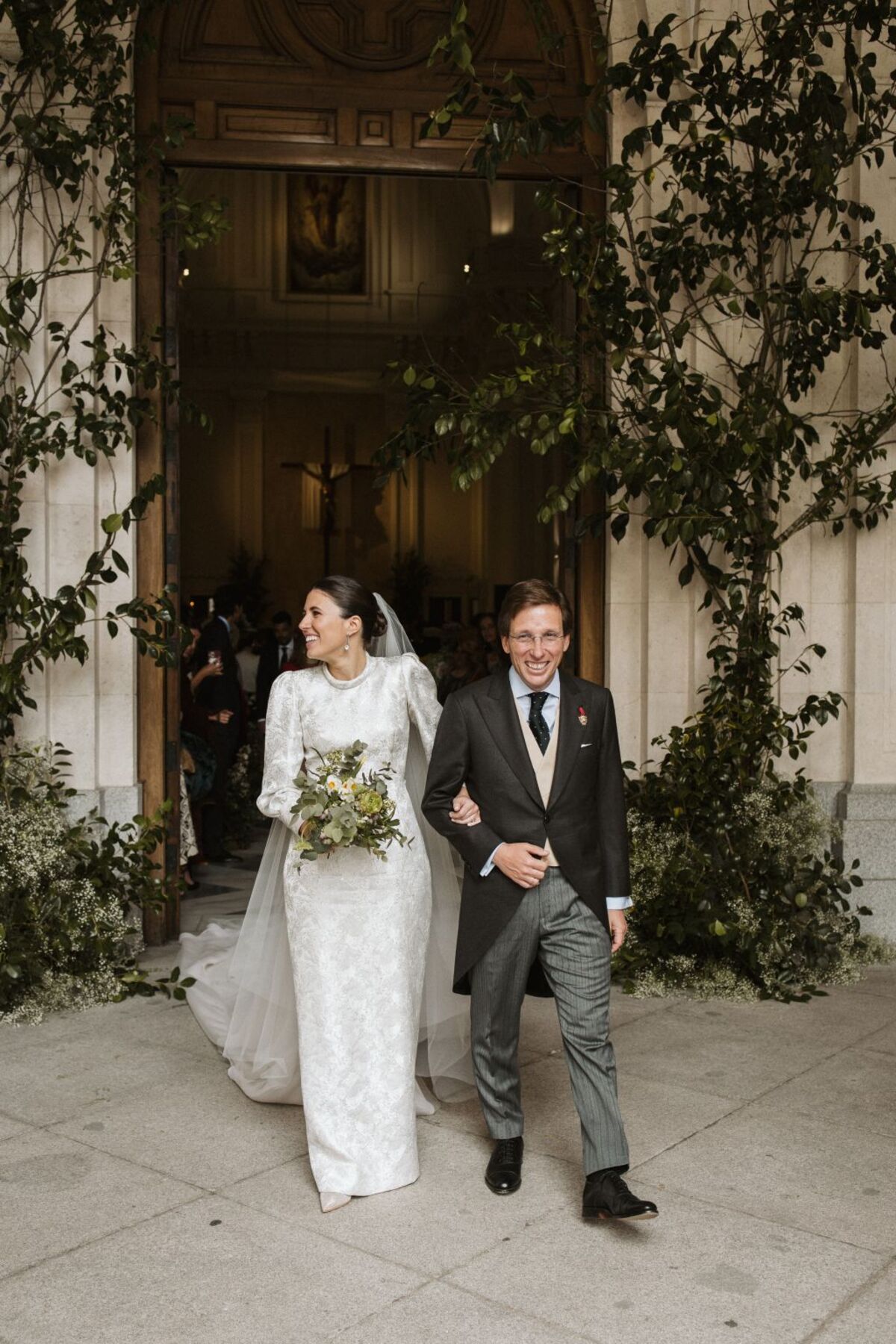 La Parroquia San Francisco de Borja acoge la boda de Almeida y Teresa Urquijo  / ESTUDIO PLATAFORMA