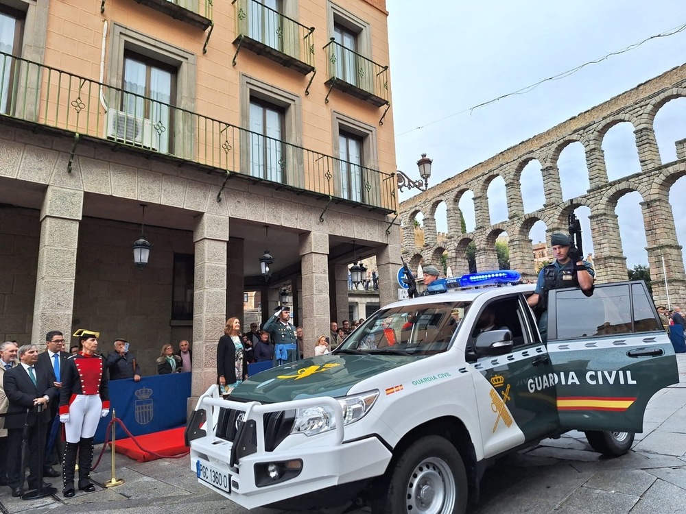 La Guardia Civil celebra su día bajo la lluvia