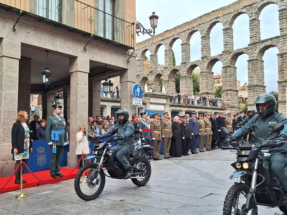 La Guardia Civil celebra su día bajo la lluvia