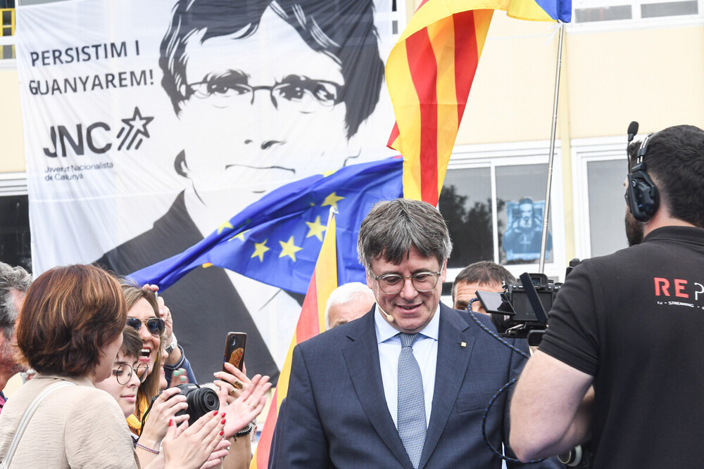 Puigdemont afirma que solo él puede 