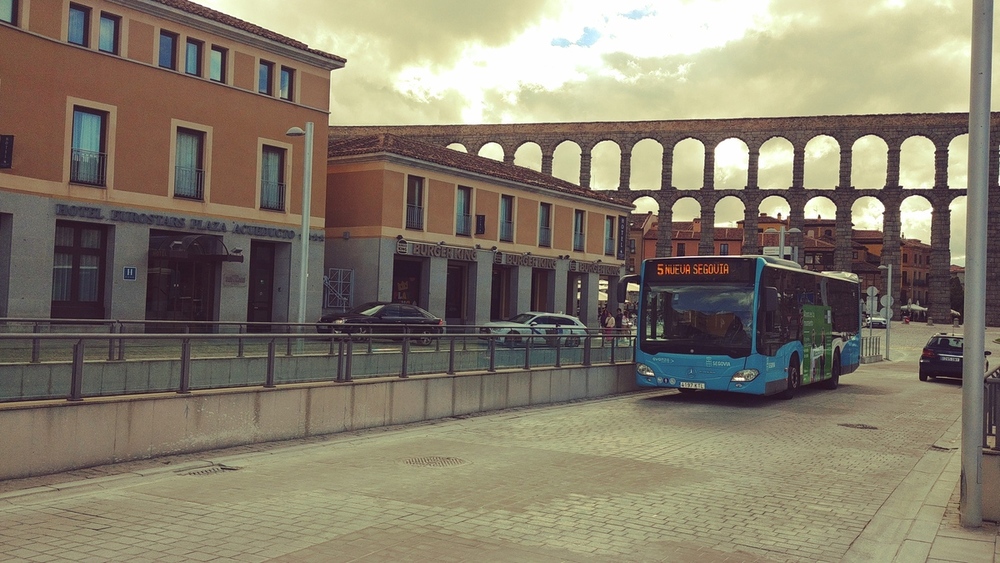 Los autobuses del transporte público urbano han recuperado el recorrido habitual de las diferentes líneas. 