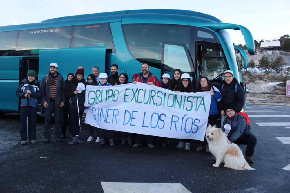 Integrantes del Grupo Excursionista Giner de los Ríos en el primer viaje, de prueba, en febrero de 2019. 