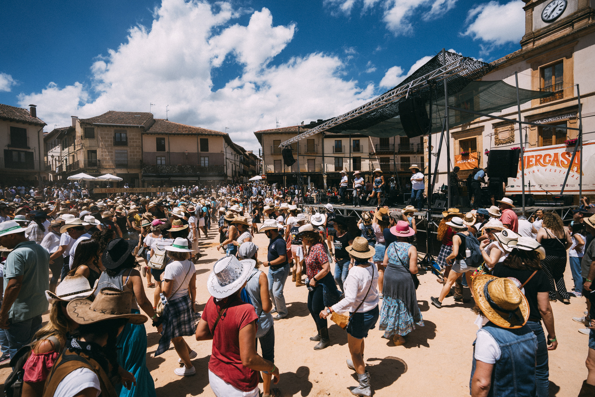 HUERCASA COUNTRY FESTIVAL ICAL