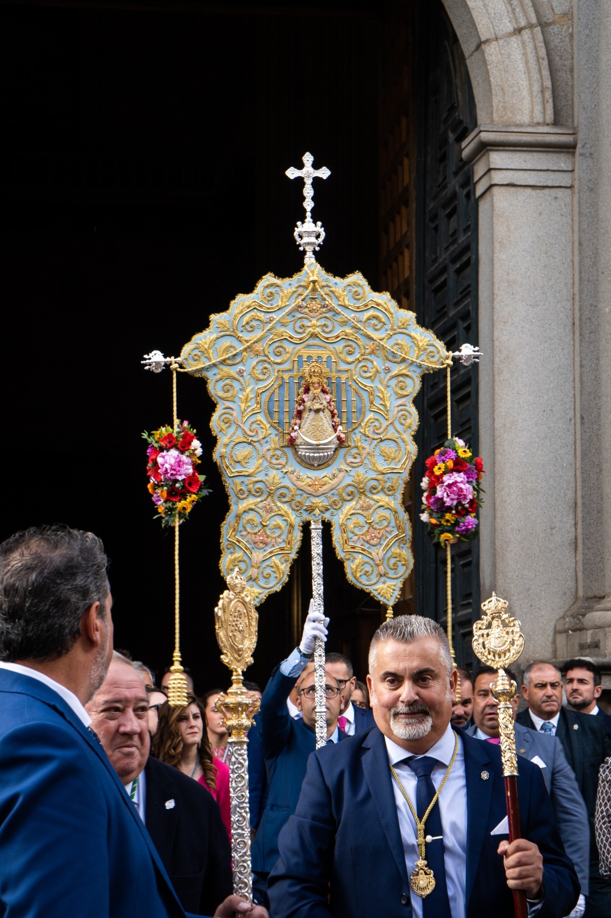 La bendición del simpecado, en imágenes.  / MANU RODRIGO