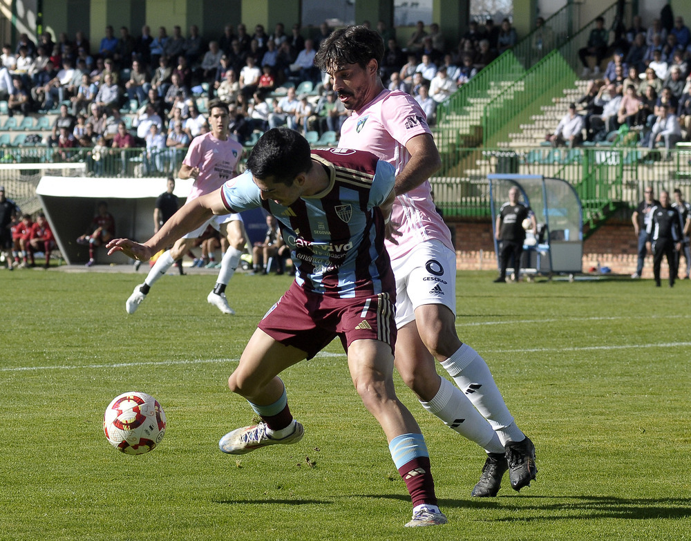 Miedo a perder en La Albuera (0-0)