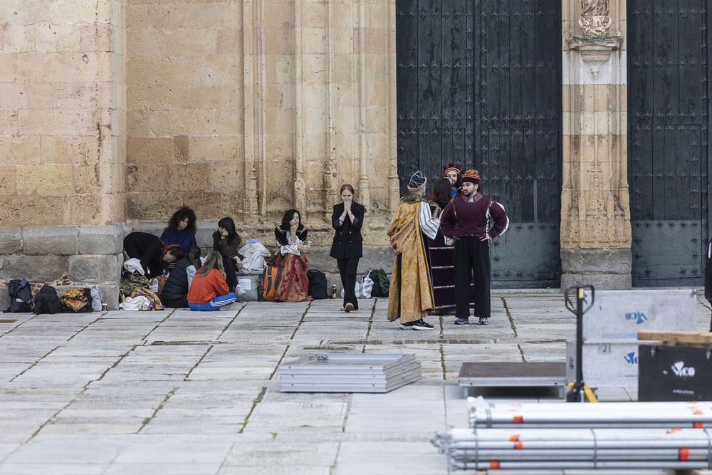 Uno de los primeros ensayos de la recreación histórica que tendrá lugar mañana sábado en el enlosado de la Catedral. 