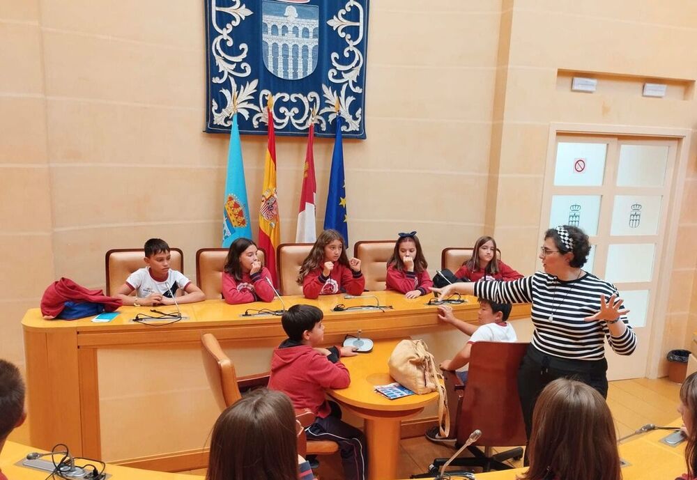 251 niños celebran la Semana Europea de la Democracia Local