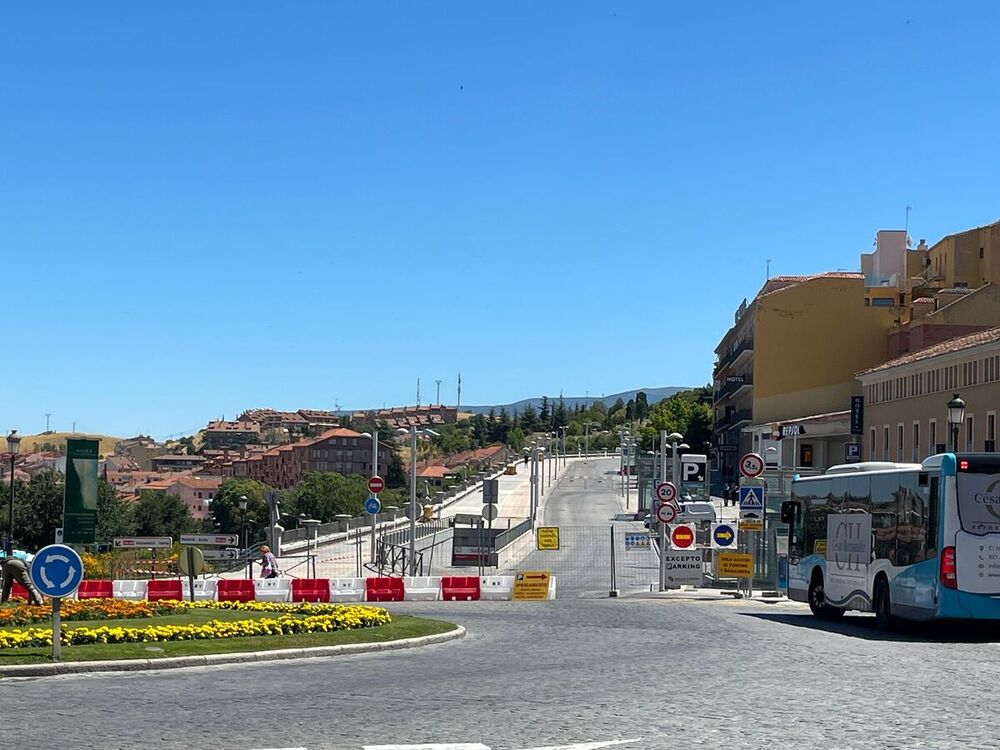 El primer tramo de la avenida de Padre Claret, hasta la glorieta de Dionisio Duque, permanecer cortado al tráfico durante dos meses. 