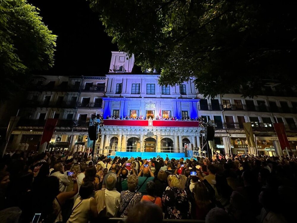 Pregón y acto inaugural, el día 22, en la Plaza Mayor.