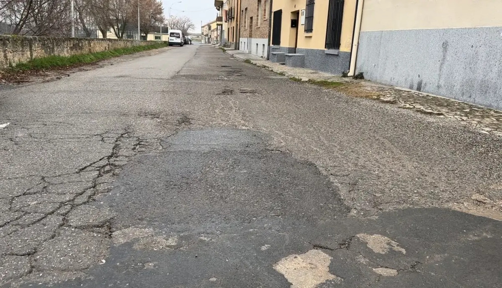 Estado de un tramo de la calle Cantarranas, en el barrio incorporado de Madrona. 