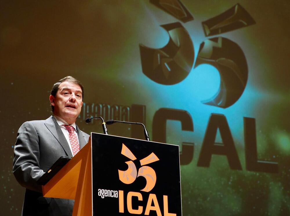 Alfonso Fernández Mañueco, durante su intervención.