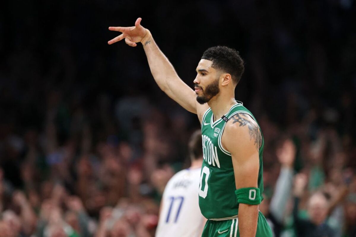 NBA: Finals-Dallas Mavericks at Boston Celtics  / PETER CASEY