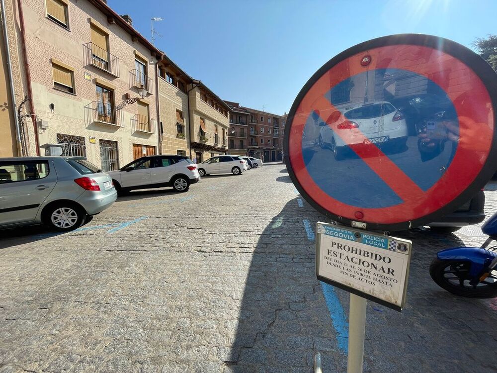 El fin de semana no se podrá aparcar en la plaza de Día Sanz. 