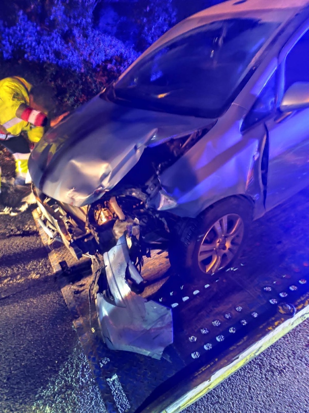 Uno de los vehículos implicados en el accidente, este sábado.