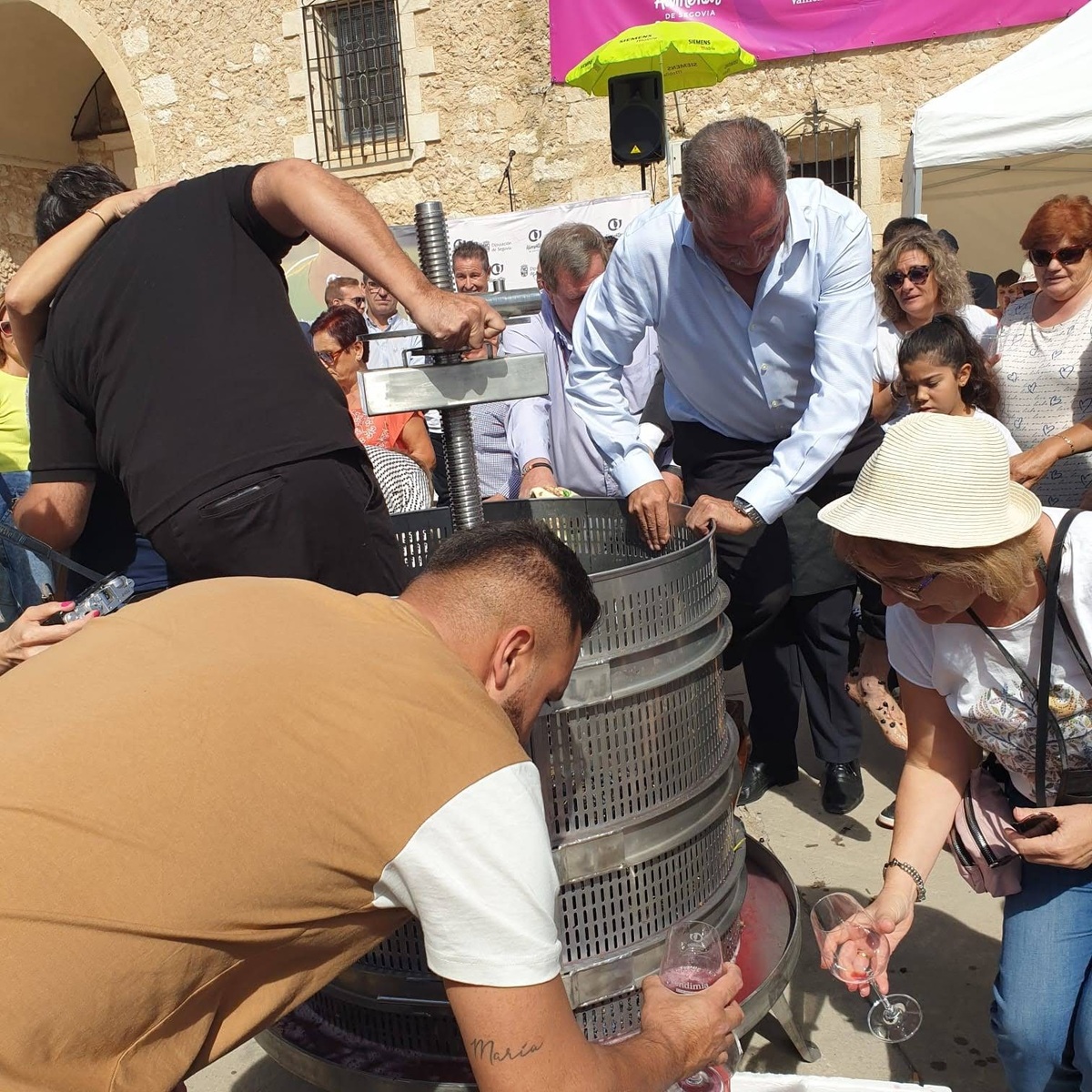 Fiesta de la Vendimia de Valtiendas  / FOTOGRAFÍAS CEDIDAS POR JOSÉ M