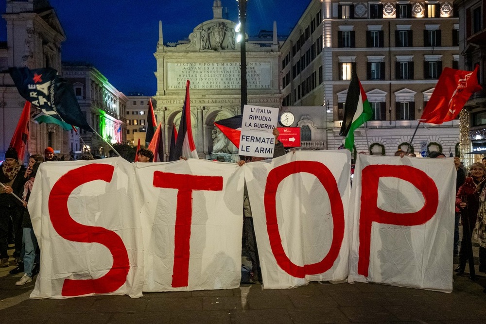 Concentración en Roma (Italia) para pedir el alto el fuego en Gaza.