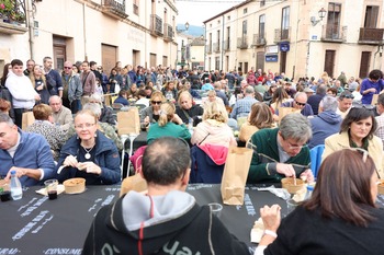 Cerca de 800 personas disfrutan del Gastro-Km0