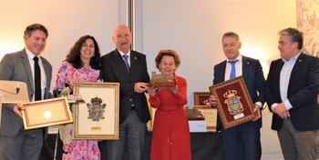 María Teresa Rodríguez, recibe el Premio Pantortilla de Oro