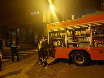 Un incendio obliga a desalojar el restaurante Maskbrasas