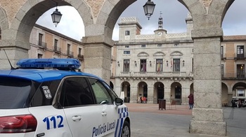 Denunciado un segoviano en Ávila tras tener un accidente vial