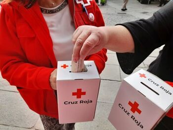 Cruz Roja recauda más de 3.500 euros en el Dia de la Banderita