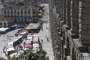 El gobierno municipal recalca la legalidad del Mercado Romano