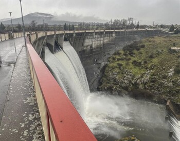 Fallece una mujer al caer desde el pantano del Pontón Alto