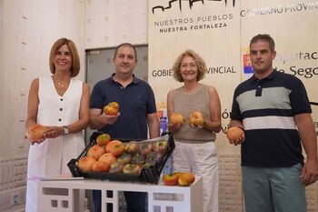 Martín Muñoz de las Posadas celebra la IV Feria del Tomate