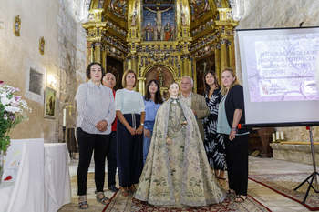 La Losa recupera el manto de su patrona