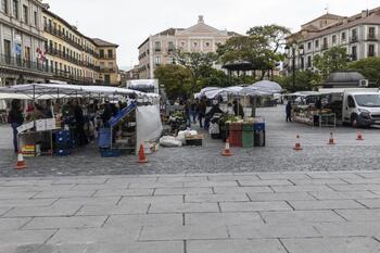 Suspendido el mercado de los jueves por la jornada festiva