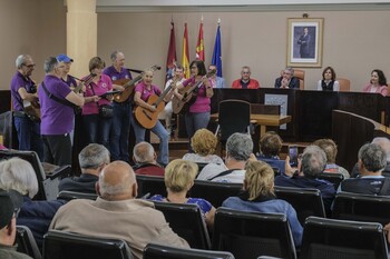 La Diputación recibe a los andariegos canarios