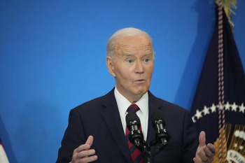 Biden reduce las penas para 1.500 condenados