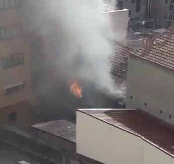 Video del incendio en la calle Doctor Víctor Sanz