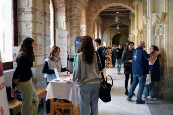 IE University reune a 14 ONGs en la Feria del Voluntariado