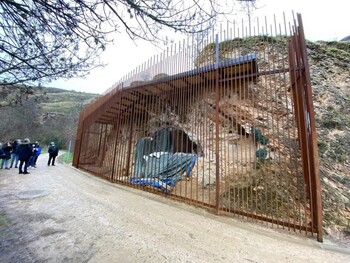 La Junta protegerá los abrigos de Los Molinos y San Lázaro