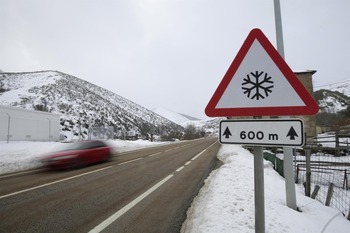 Doce CCAA en alerta por nieve, lluvia y oleaje