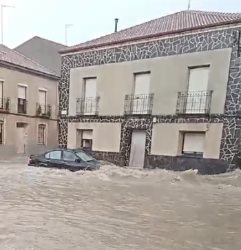 Una tromba de agua inunda Carbonero el Mayor