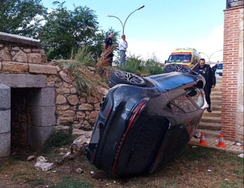 Vuelca un Porsche en Madrona y da positivo en alcohol