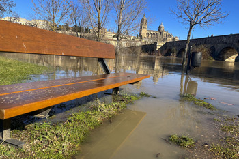 La crecida del Tormes deja sin agua potable a 15.000 personas